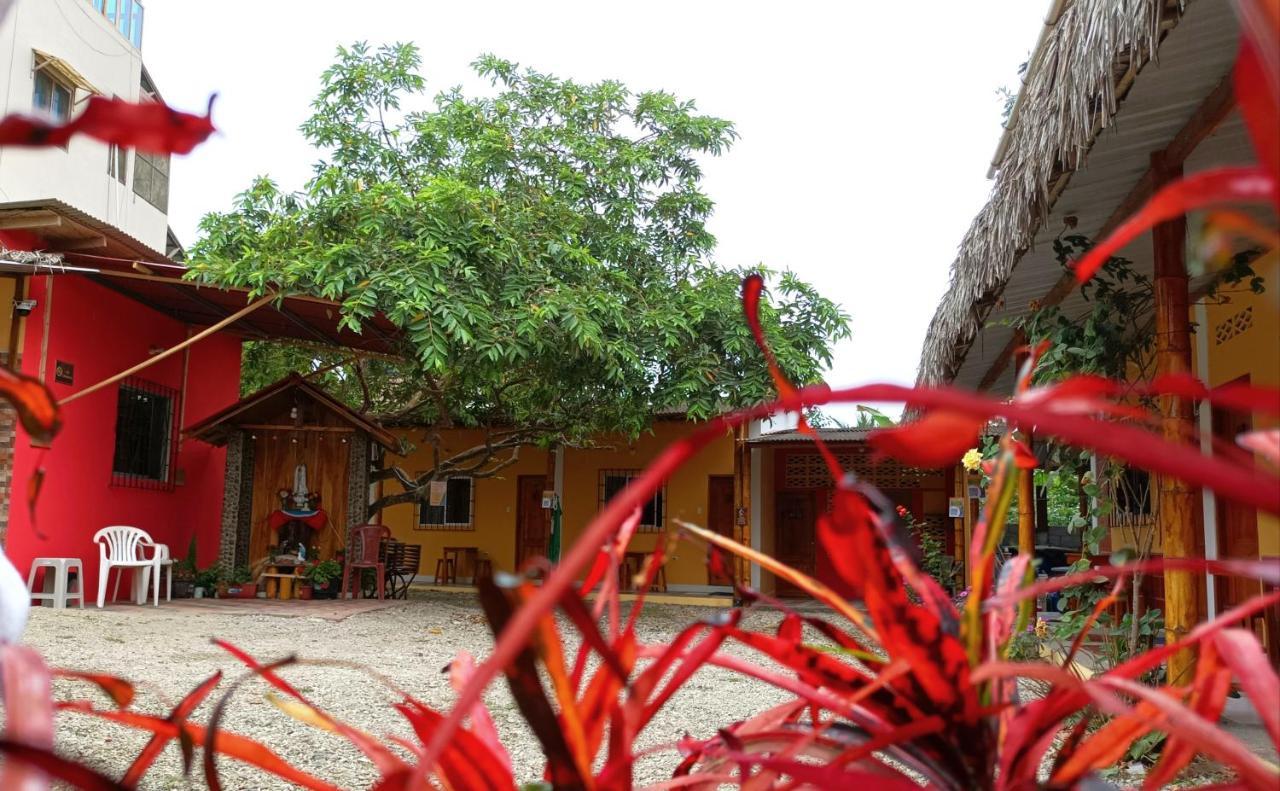La Casa De Lili Hotel Olon Luaran gambar