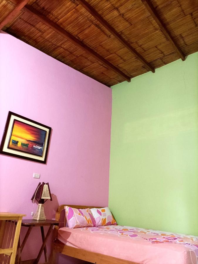La Casa De Lili Hotel Olon Luaran gambar