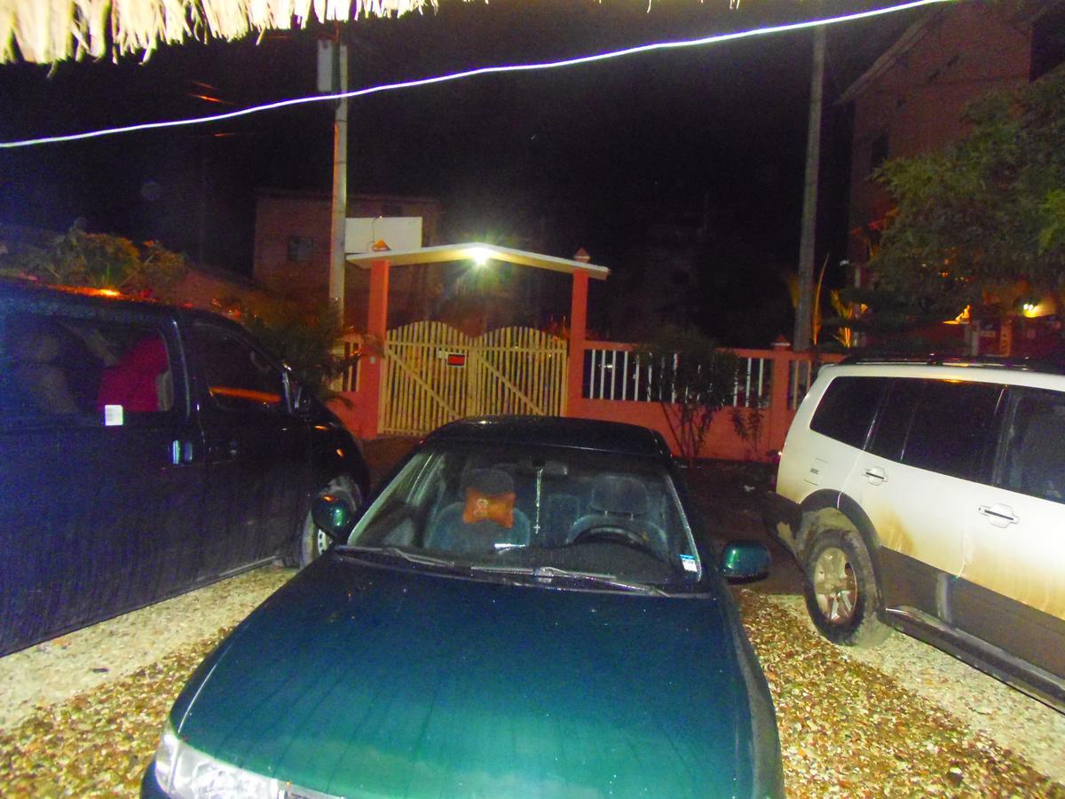 La Casa De Lili Hotel Olon Luaran gambar