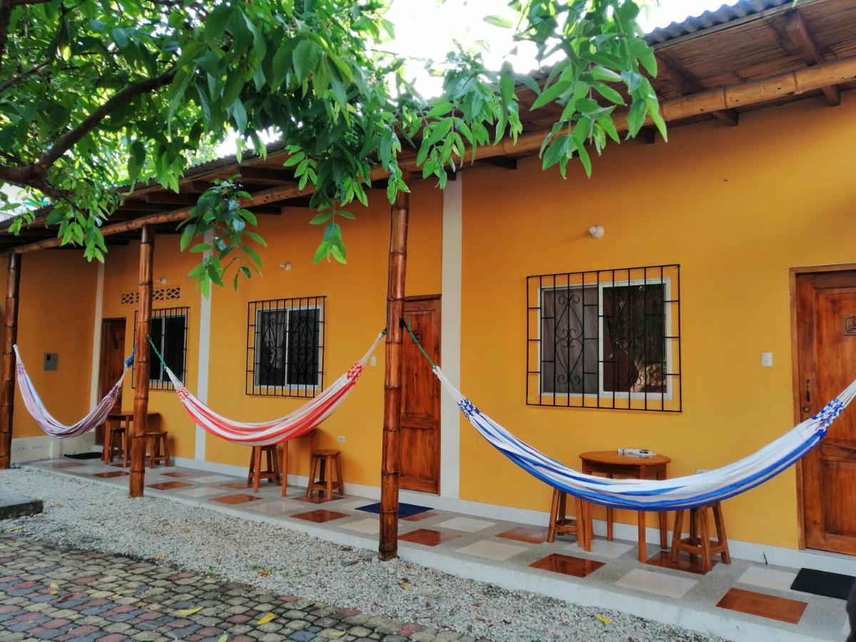 La Casa De Lili Hotel Olon Luaran gambar