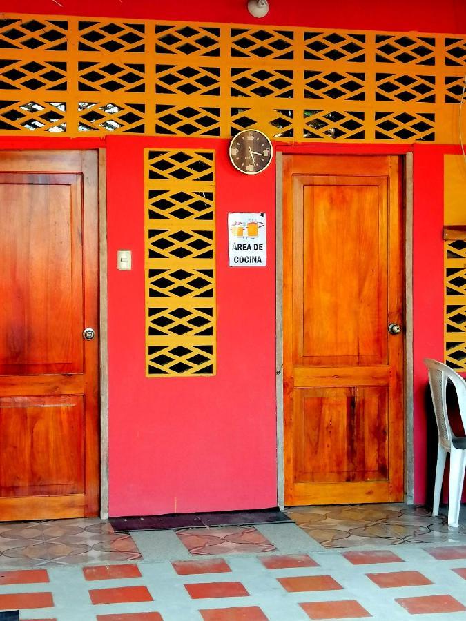 La Casa De Lili Hotel Olon Luaran gambar
